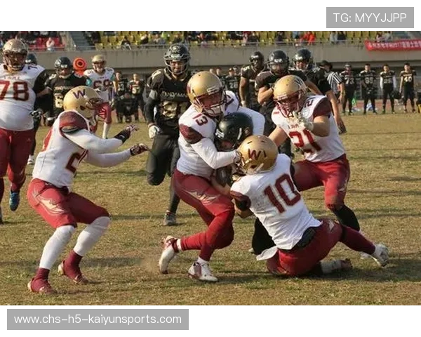 橄榄球身体对抗与战术纪律双重考验